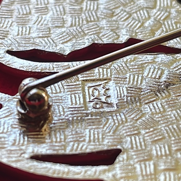 Brooch - Picture 7 of 9